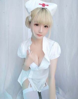 亚洲熟妇无套射精海报
