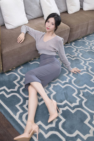 美女老板俏佳人海报
