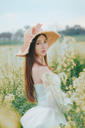 伊蕉伊蕉综合久久合海报
