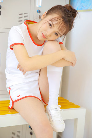 古田美惠海报